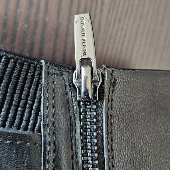 Donald J. Pliner Tinsley Black Boot 7M - Picture 5 of 11